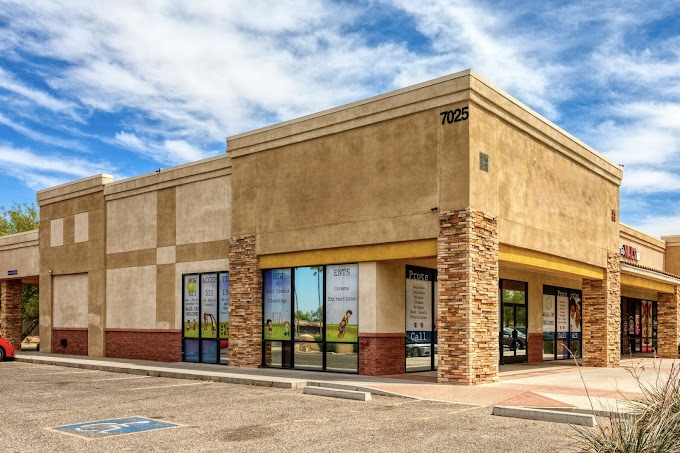 Dental Implants Glendale front office view